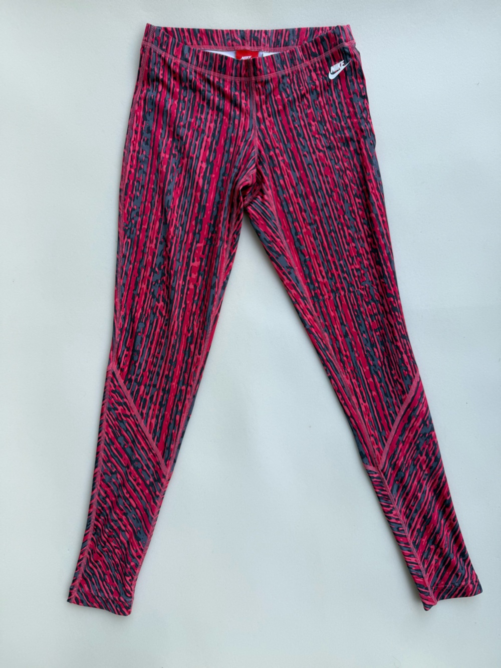 Nike Leggings Red And Black Geometric Design Size Ankle Length Size Extra Small